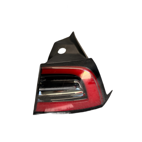 17-23 Tesla Model 3 LED Outer Rear Tail light Lamp Right Side 1502087-00-D