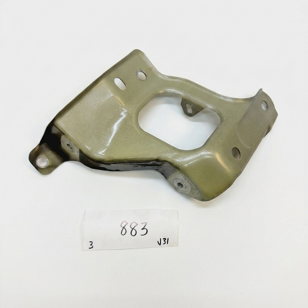 2017-2023 Tesla Model 3 Front Right Fender Mount Support Bracket 1086016-00-C