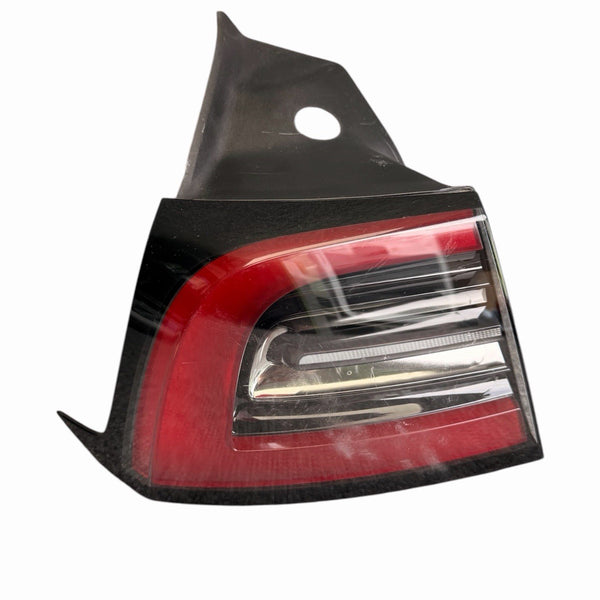 DMG! 2017 - 2022 Tesla Model 3 Y LED Tail light 4 PIN Driver Left LH OEM