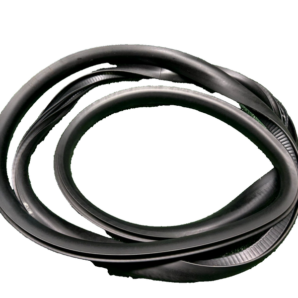 2020 - 2024 TESLA MODEL Y FRONT LEFT WEATHERSTRIP RUBBER SEAL OEM 1497673-00-D