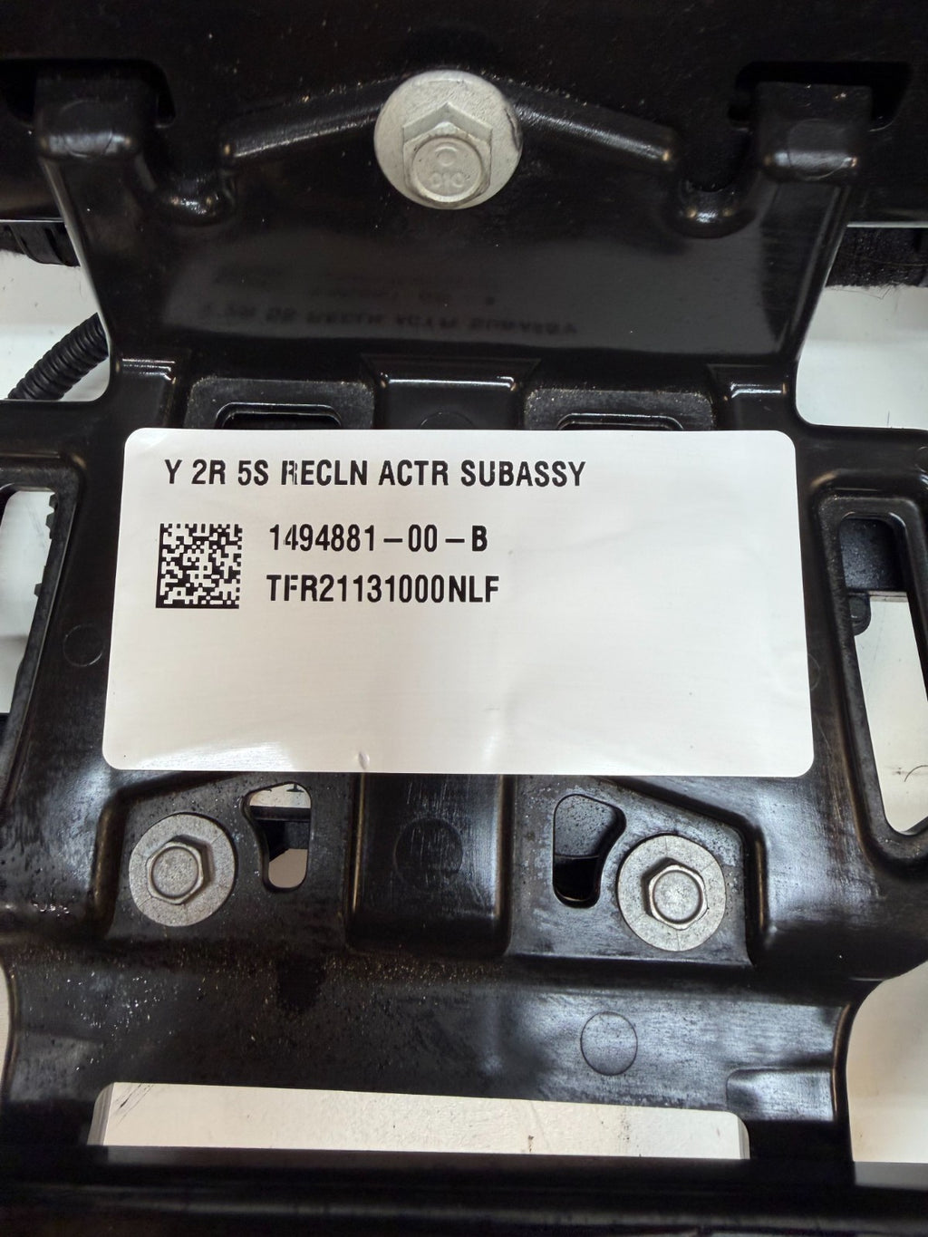 2017-2023 TESLA MODEL Y FRONT & REAR SET OF SEATS ASSY WHITE