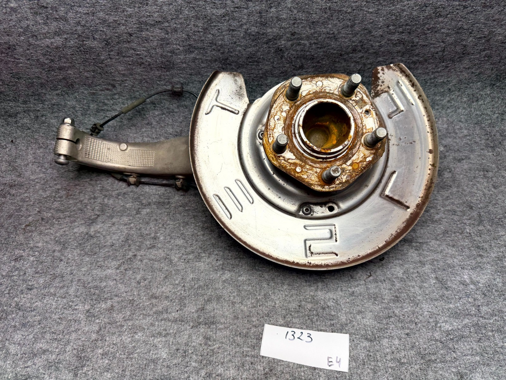 ♦️17-23 TESLA MODEL 3 FRONT LEFT SIDE SPINDLE KNUCKLE WHEEL HUB OEM, 104431100E