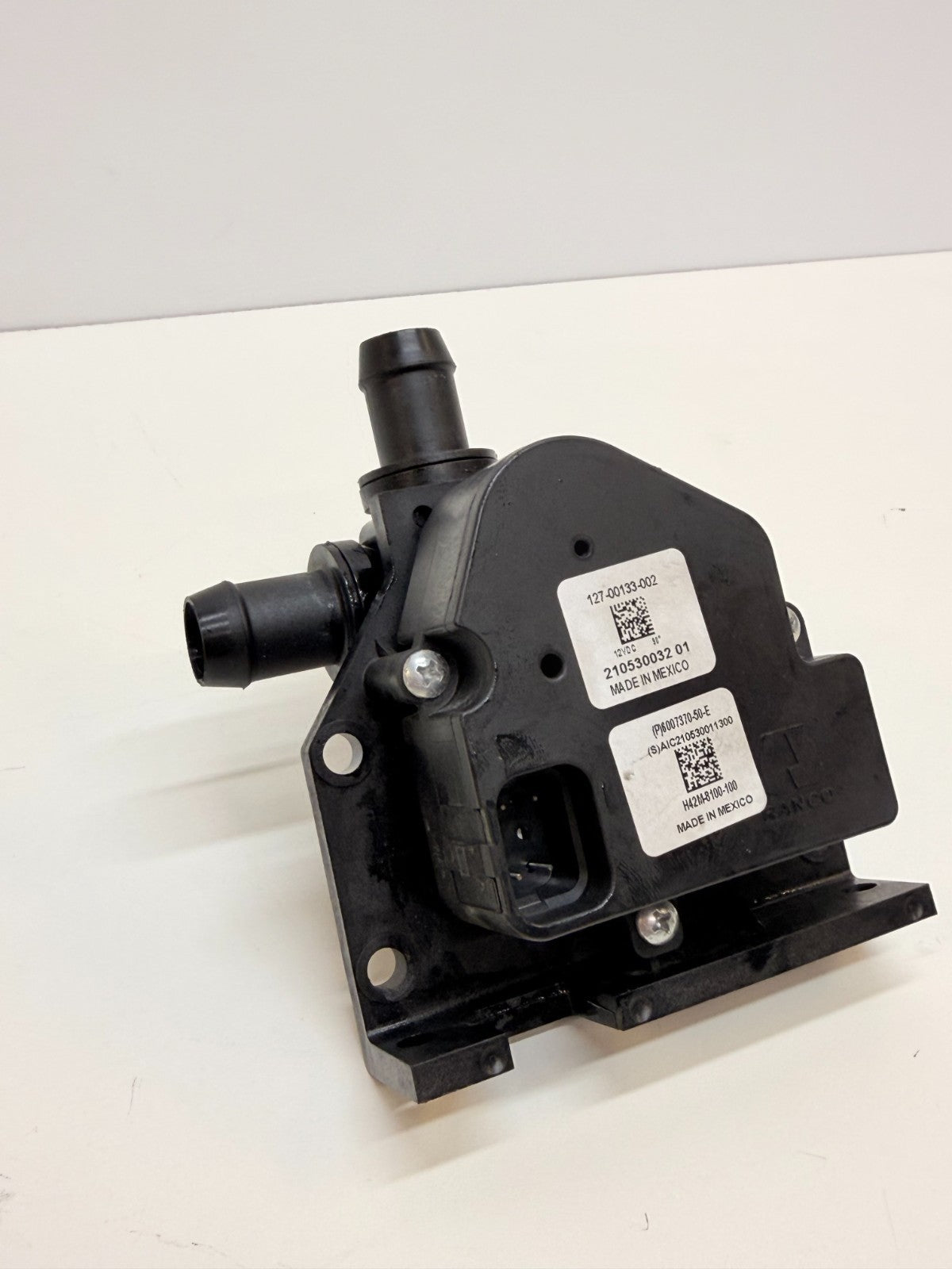 2012-2020 Tesla Model S Coolant Pump Cooling Valve Actuator 4-Way 6007370-50-E