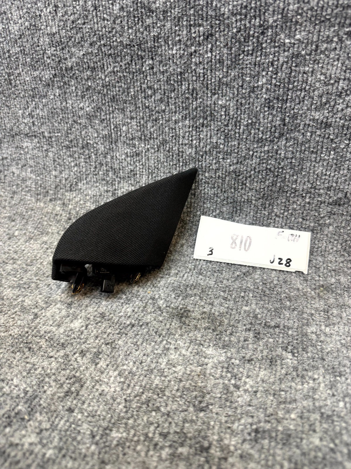 2017-2023 TESLA MODEL 3 FRONT RIGHT SIDE DOOR TWEETER SPEAKER OEM, 1095686-00-E
