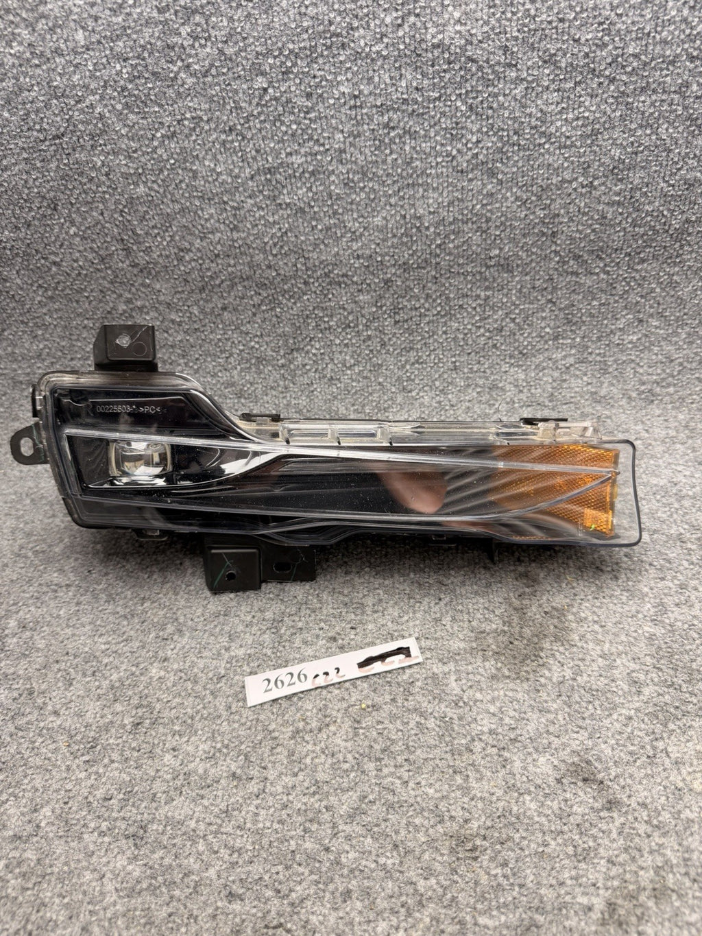 DAMAGED‼️ 20-23 Tesla 3-Y RIGHT Passenger OEM Fog Light Facia Lamp 1507931-00-C