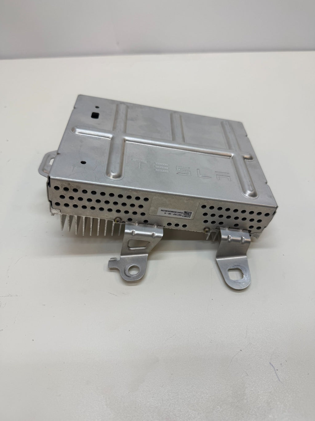 2020-2023 Tesla Model Y MY Audio Amplifier Control Module AMP 1507152-00-A