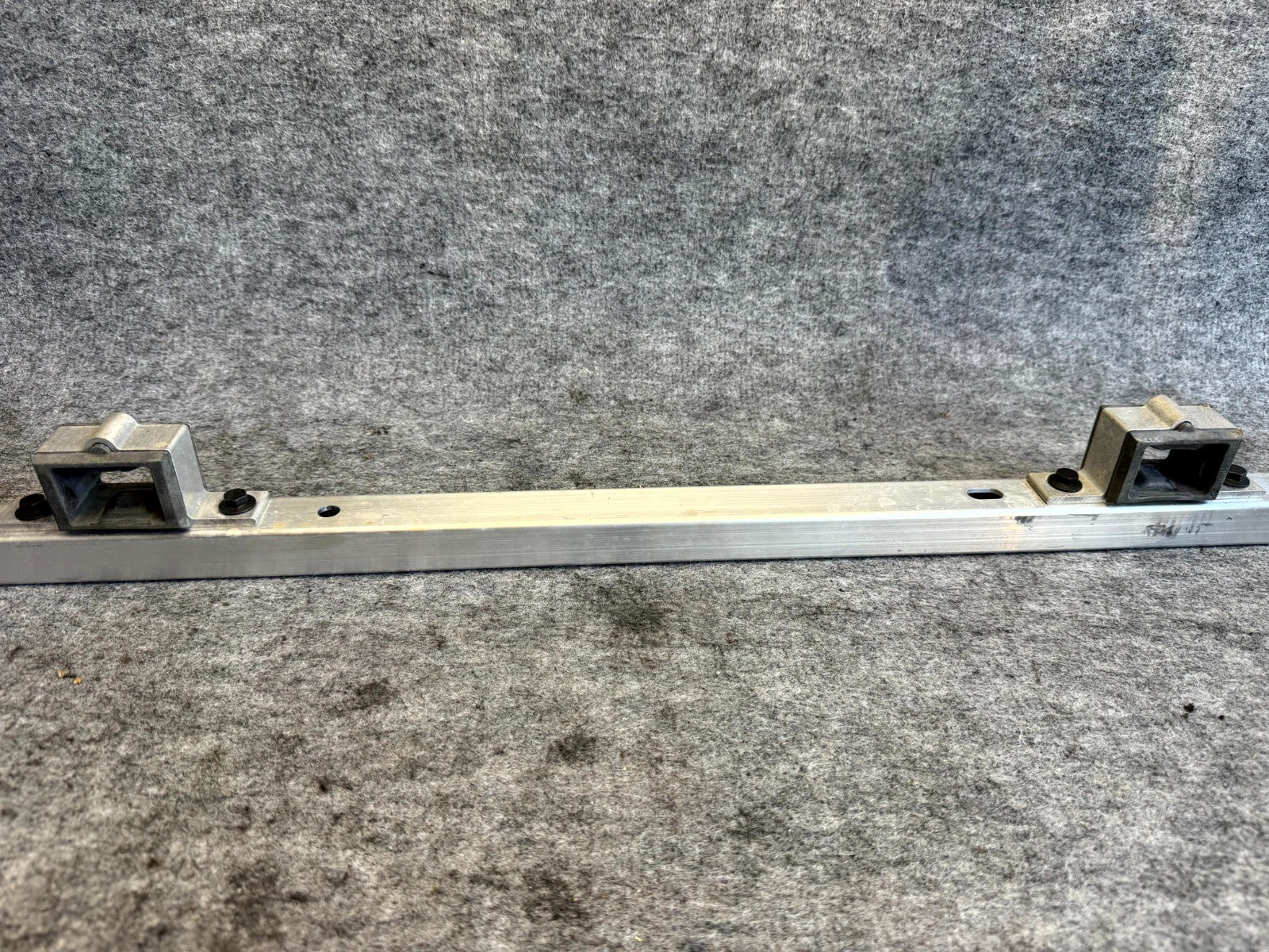 ♦️17-23 TESLA MODEL 3 FRONT TRUNK REINFORCEMENT BRACKET SUPPORT OEM, 110477700A
