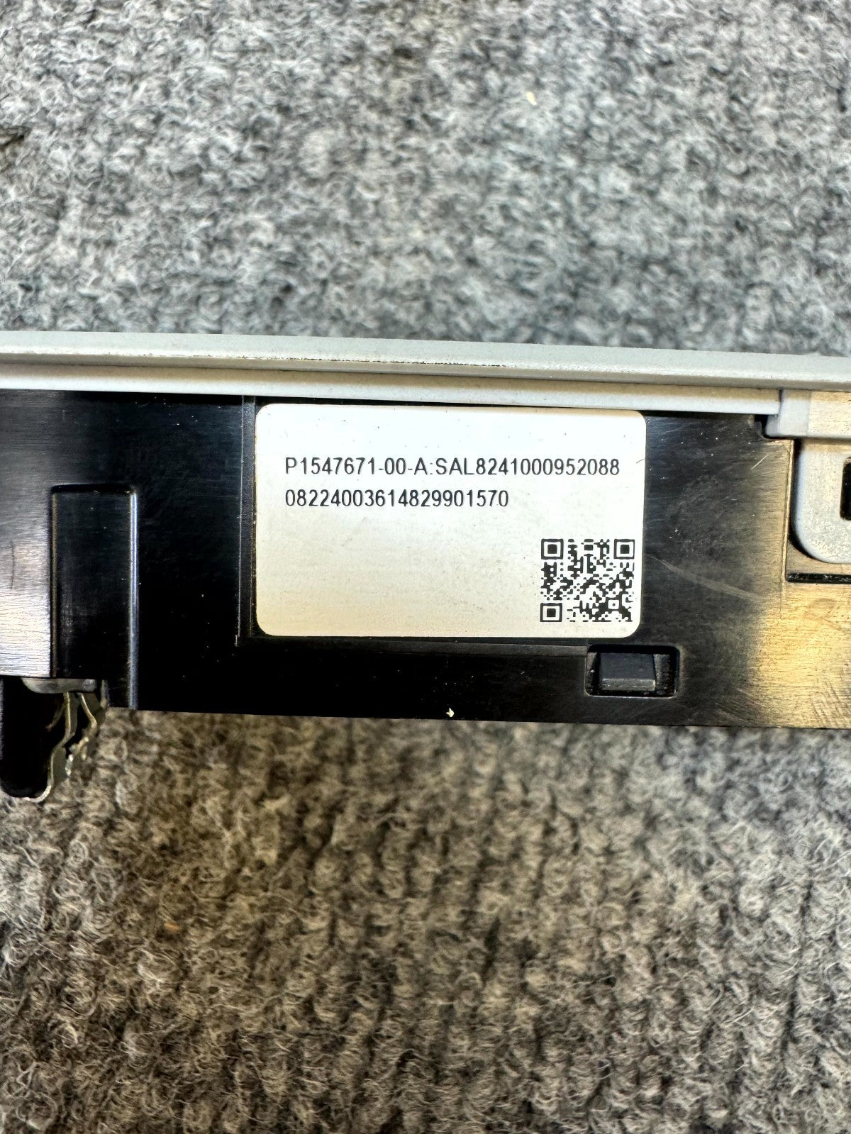 2017-2023 TESLA MODEL 3 FRONT DOME OVERHEAD LIGHT HAZARD SWITCH OEM, 154767100A