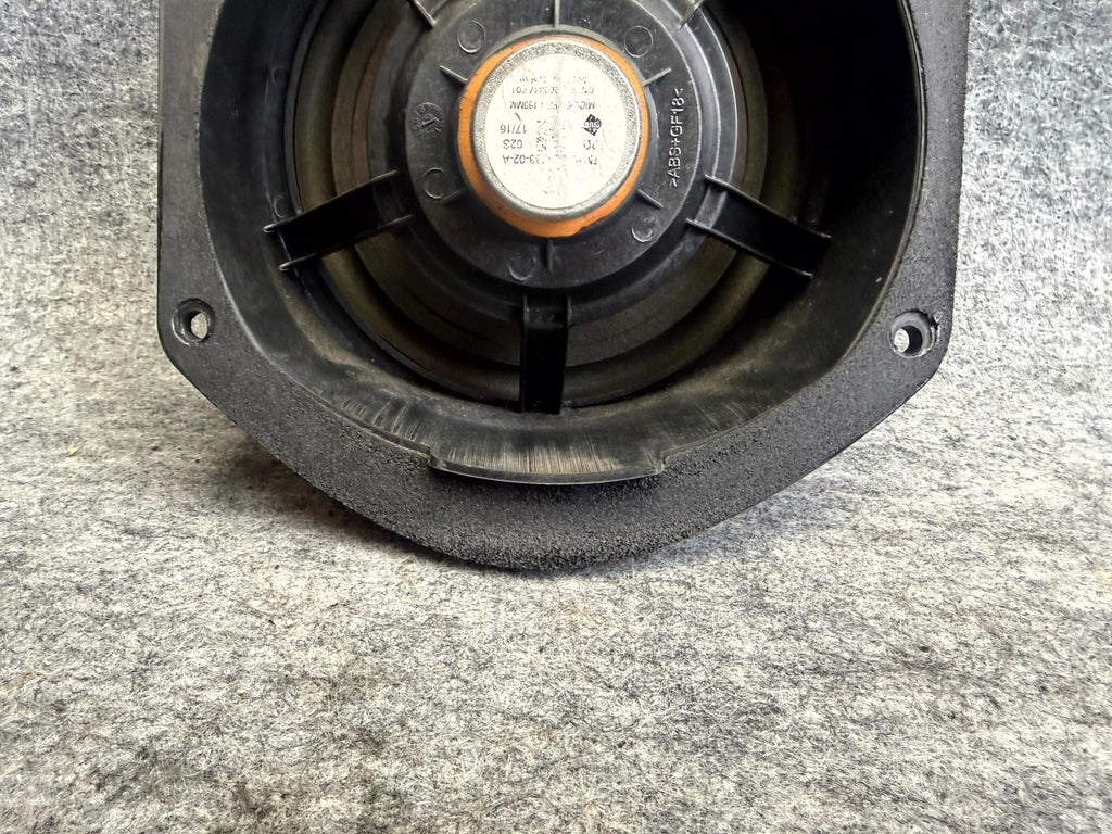 ♦️12-20 TESLA MODEL S FRONT RIGHT SIDE DOOR AUDIO SOUND SPEAKER OEM 1004833-03-A