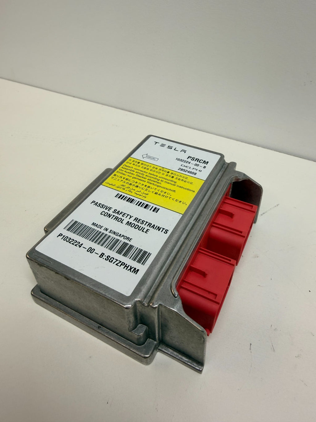 2016 - 2020 TESLA MODEL S Passive Safety Restraint Control Module 1032224-00-B