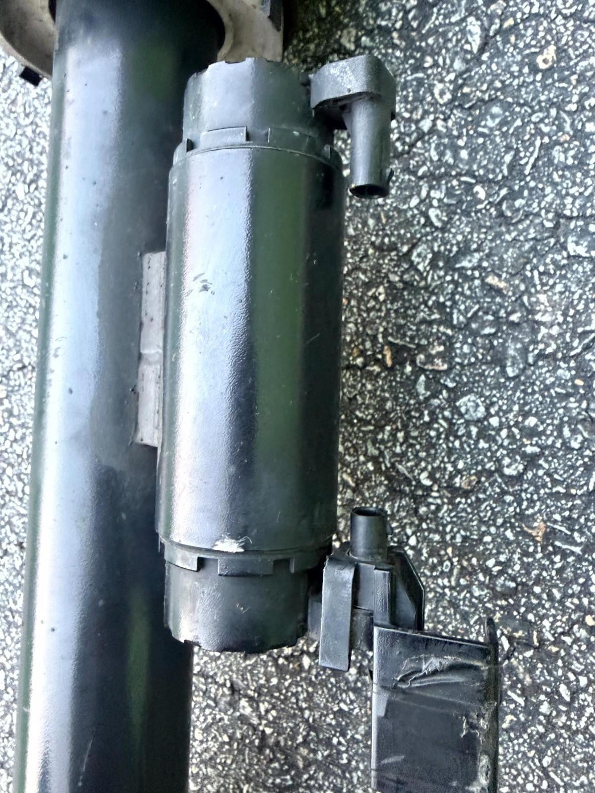 ♦️2016-2020 TESLA MODEL X REAR RIGHT AIR SHOCK STRUT ABSORBER OEM, 1027067-00-C
