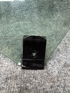 2017 – 2023 TESLA MODEL 3 FRONT RIGHT SIDE DOOR WINDOW GLASS OEM, 1568569-00-C