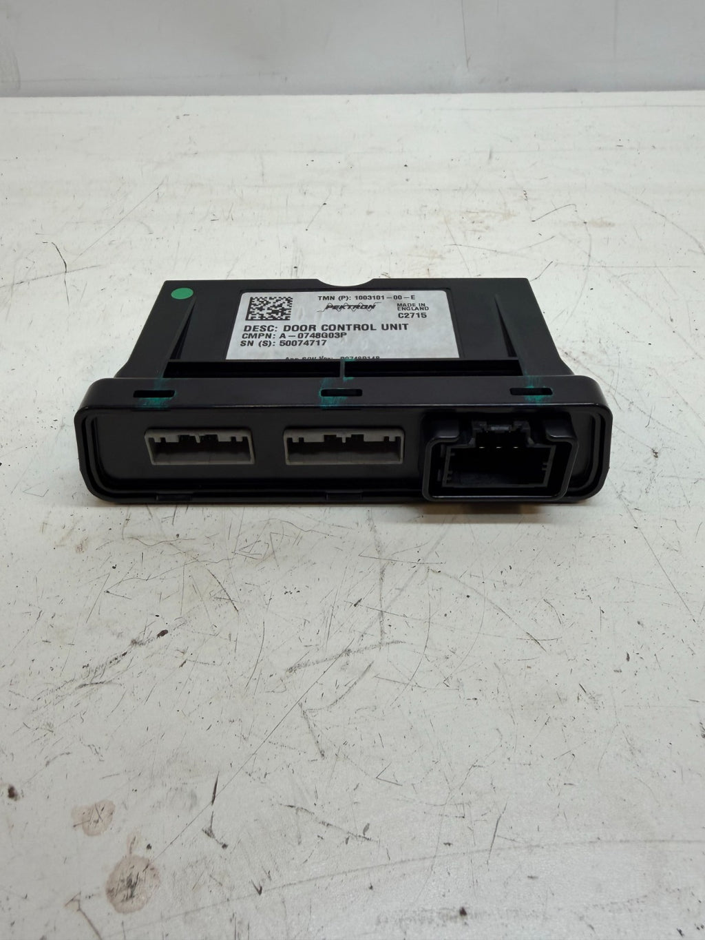 2012-2020 TESLA MODEL S FRONT LEFT OR RIGHT DOOR CONTROL MODULE 1003101-00-E