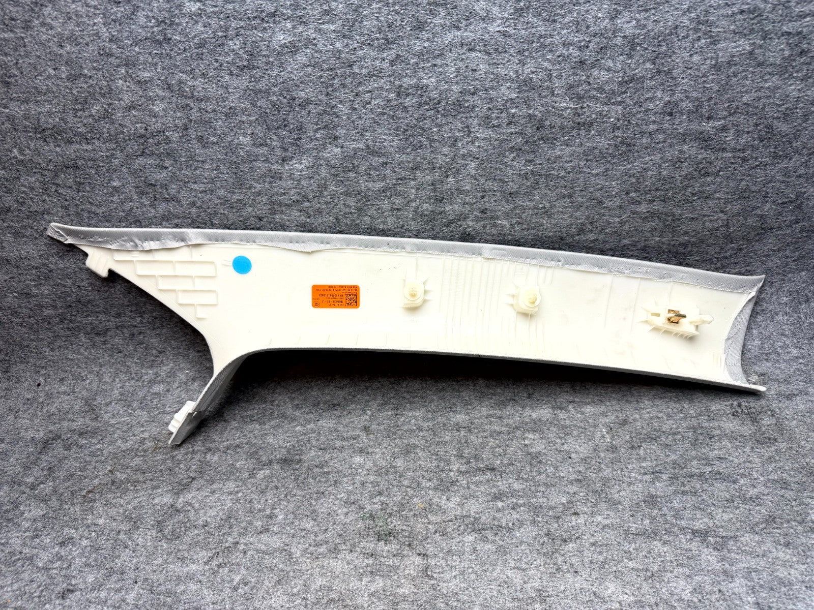 ♦️17-23 TESLA MODEL 3 FRONT LEFT SIDE A PILLAR TRIM COVER PANEL OEM 1086237-91-J
