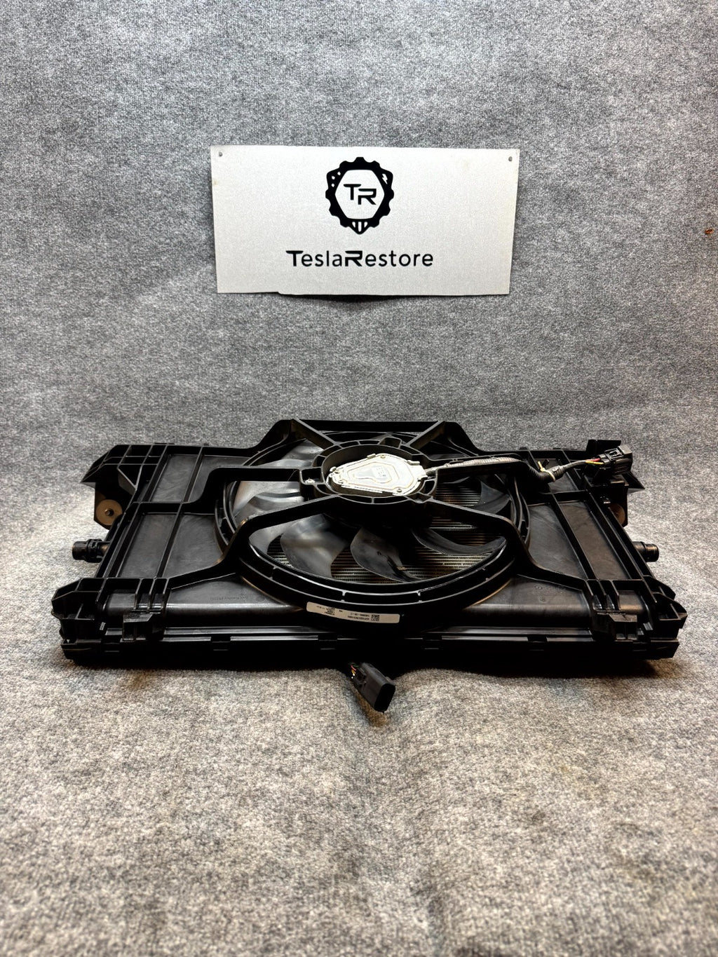 2017-2023 TESLA MODEL 3 RADIATOR COOLING FAN SHROUD & SHUTTER OEM, 1103545-00-B