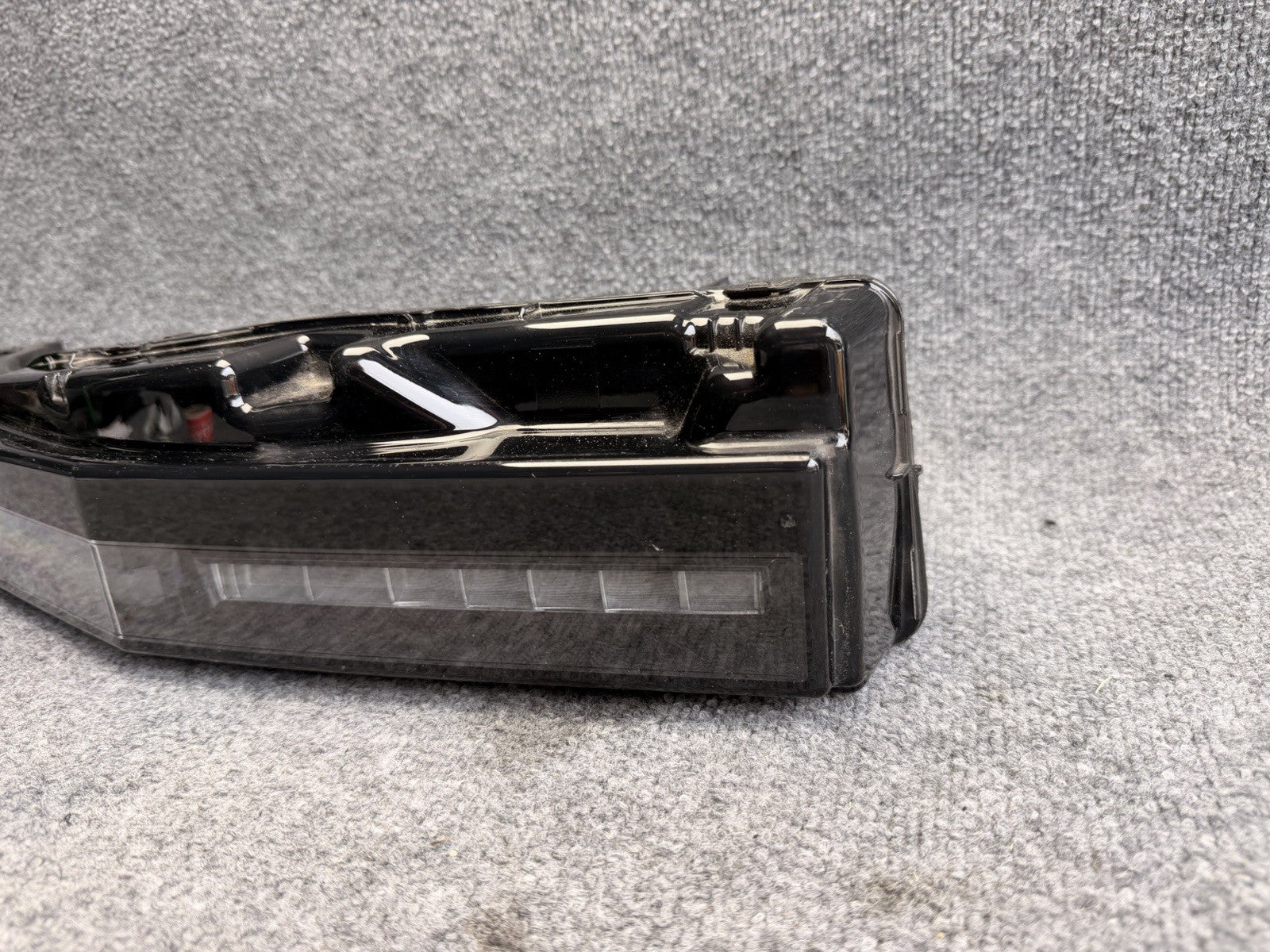 DMG‼️2024-2026 TESLA CYBERTRUCK FRONT RIGHT LED HEADLIGHT LAMP OEM 180640500D