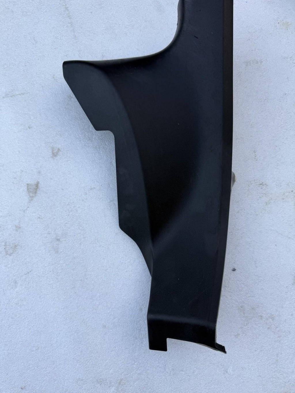 ♦️17-23 TESLA MODEL 3 REAR PASSENGER SIDE DOOR SILL TRIM PANEL OEM, 1086312-00-F