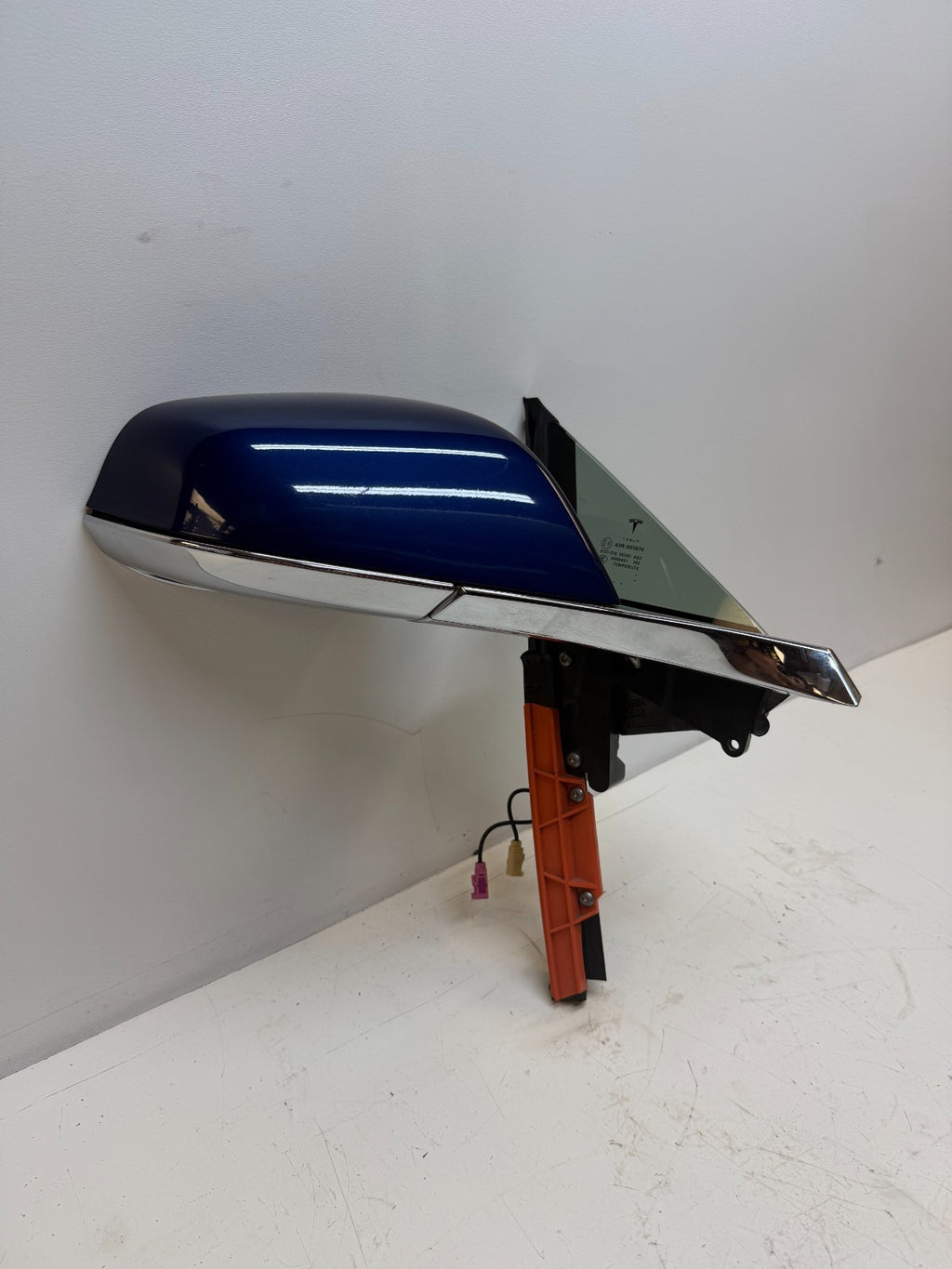 2012-2020 Tesla Model S Front Right Exterior View Door Mirror 1041318-00-F
