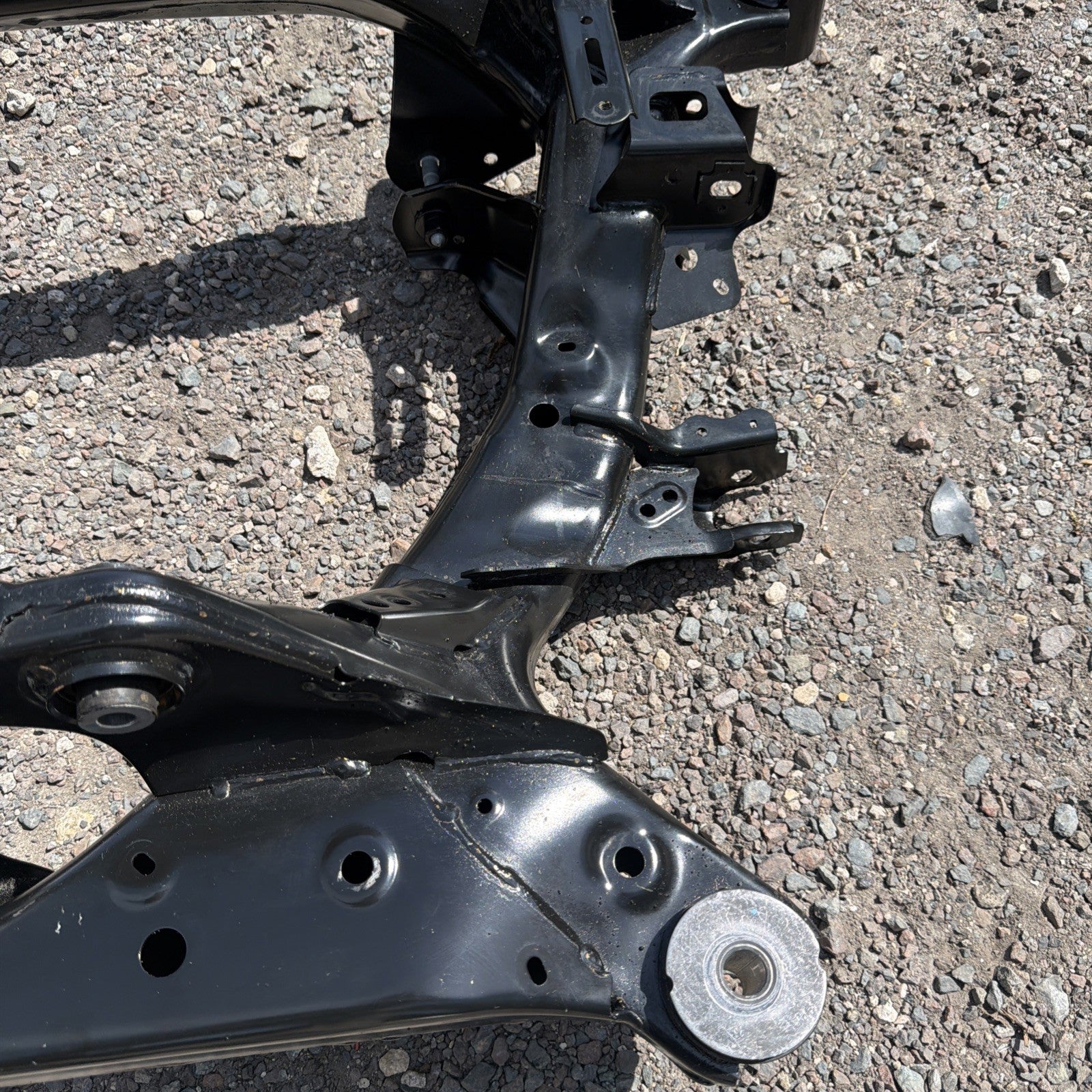 17-24 Tesla Model 3 Y Rear Suspension Subframe Cradle Crossmember 1044580-00-D