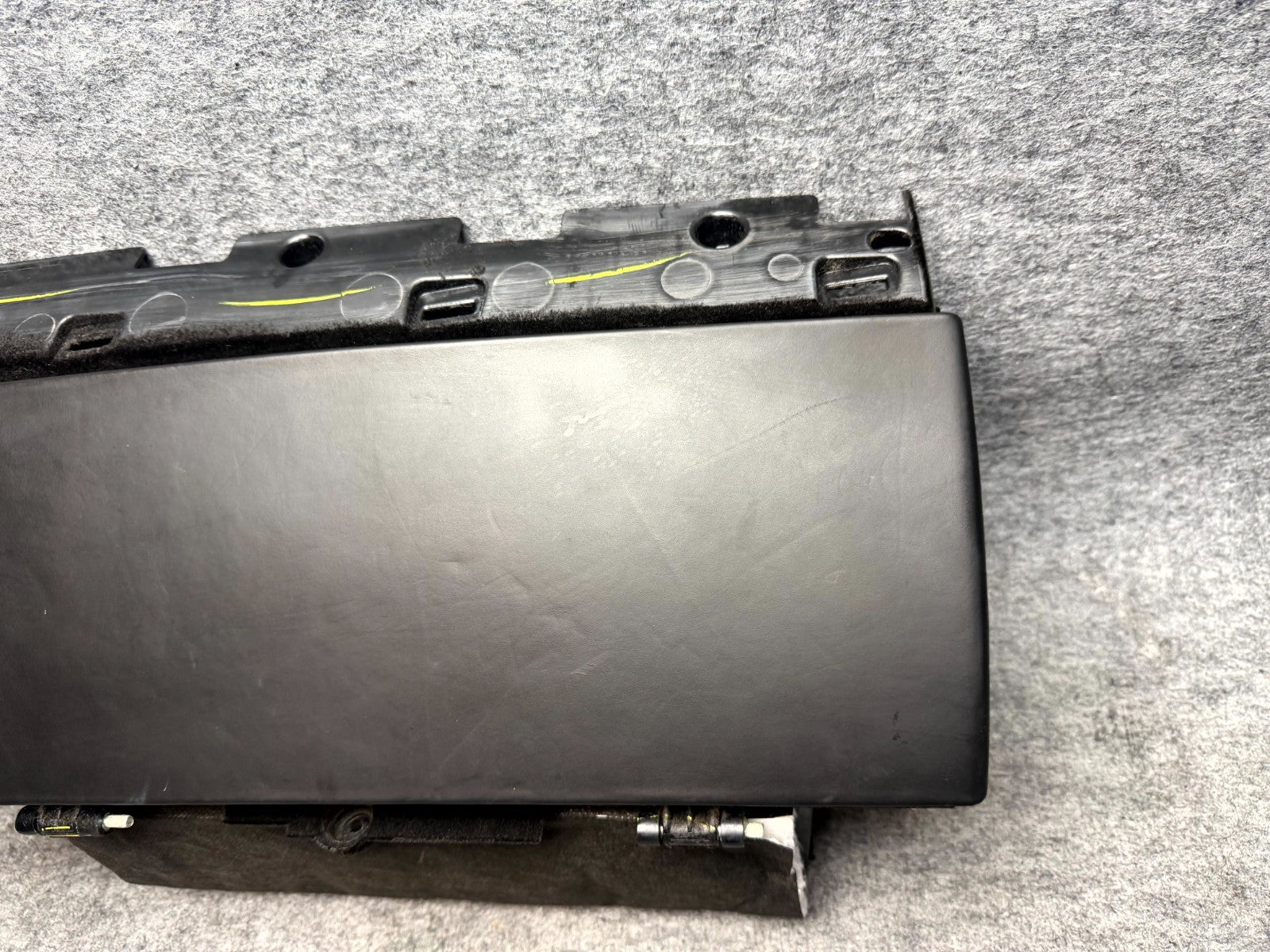♦️2012–2020 TESLA MODEL S GLOVE BOX STORAGE COMPARTMENT ASSY OEM, 1003327-01-N