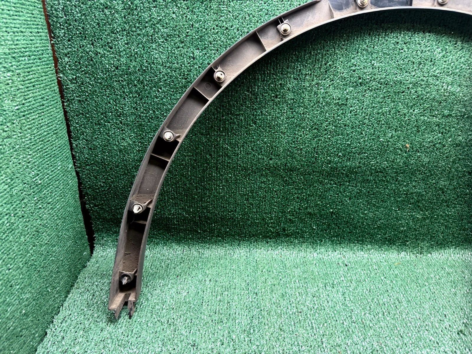 ♦️2020 - 2024 TESLA MODEL Y REAR RIGHT WHEEL FLARE GARNISH OEM, 1494164-00-B
