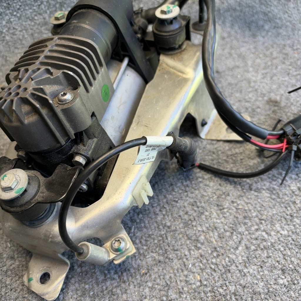 2012-2015 Tesla Model S Air Suspension Compressor Pump w/ Bracket 6006404-00-B