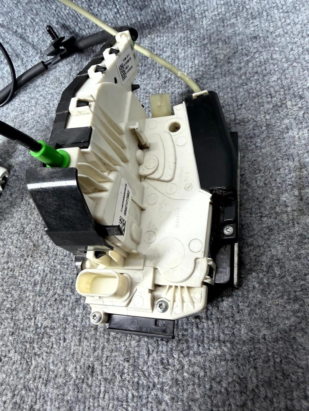 2016-2020 Tesla Model X Front Right Door Lock Latch Actuator OEM, 1112064-00-B