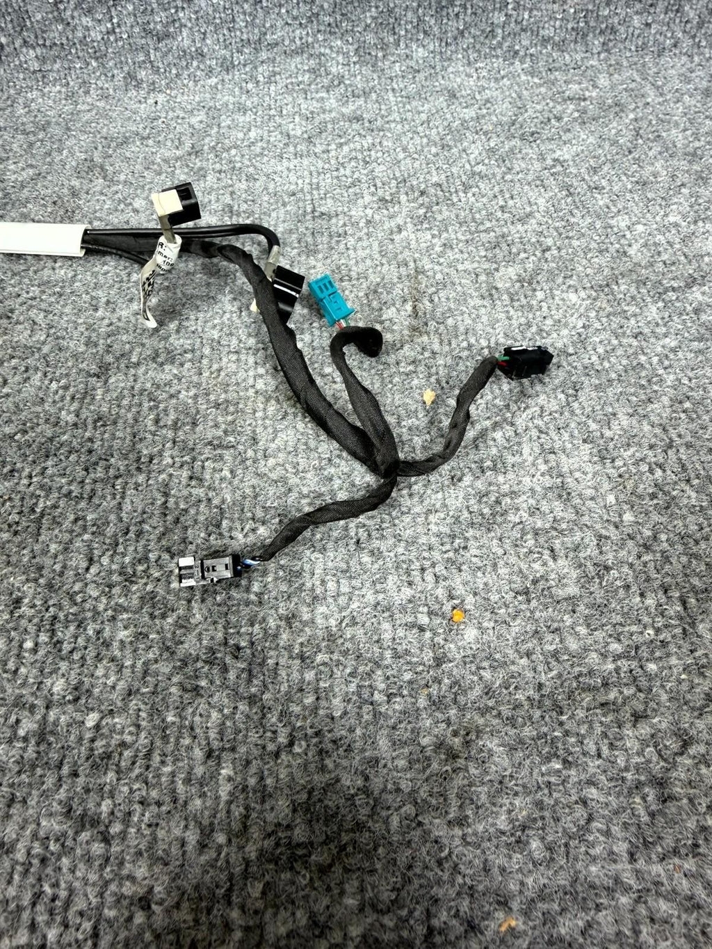 ♦️2016-2020 Tesla Model X Front Camera Wiring Harness OEM, 1082391-00-C