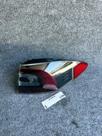2012-2022 TESLA MODEL S RIGHT TAILLIGHT LED OUTER TAIL LAMP OEM, 6005919-00-C