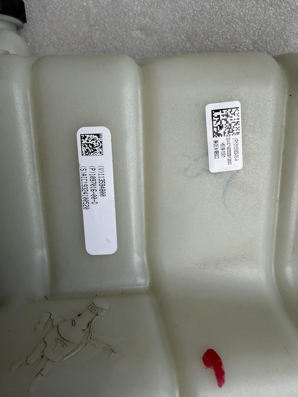 ♦️2017 - 2023 TESLA MODEL 3 COOLANT EXPANSION TANK WITH PUMP OEM, 1097016-00-D