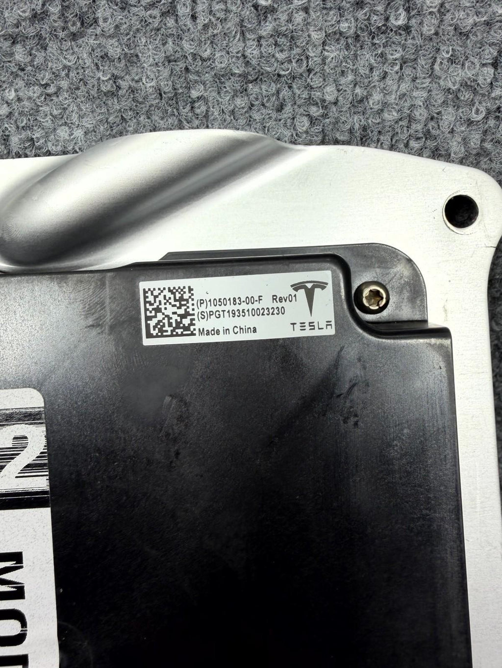 16-20 Tesla Model X Front Right Side Door Control Module Unit OEM, 105018300F