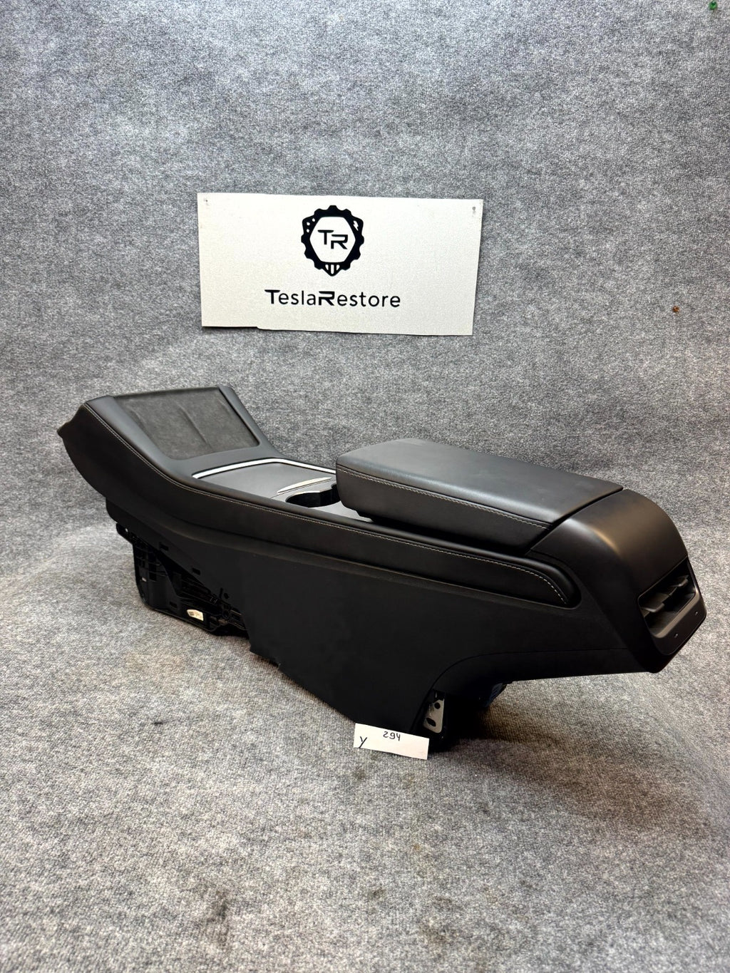 2020 - 2024 TESLA MODEL Y CENTER CONSOLE ARMREST CUPHOLDERS OEM, 1755501-70-C
