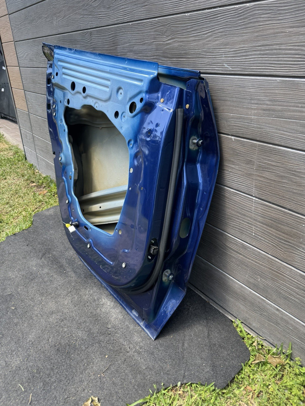 20-26 Tesla Model Y MY Rear Driver Side Door Shell Panel Left LH OEM Blue
