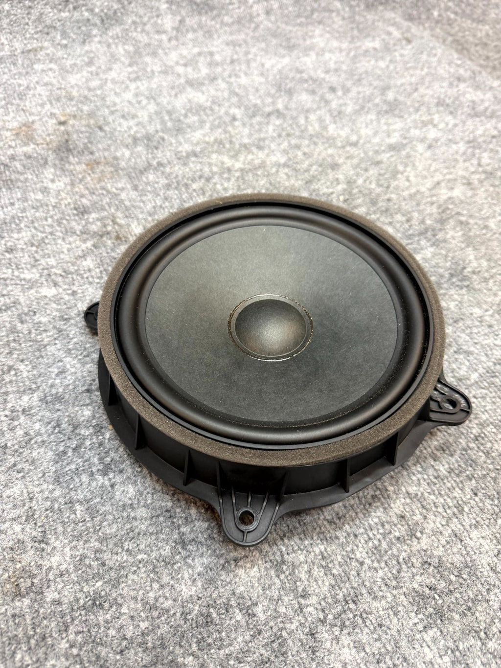 2020-2024 TESLA MODEL Y FRONT RIGHT DOOR AUDIO SOUND SPEAKER OEM, 1079744-01-F