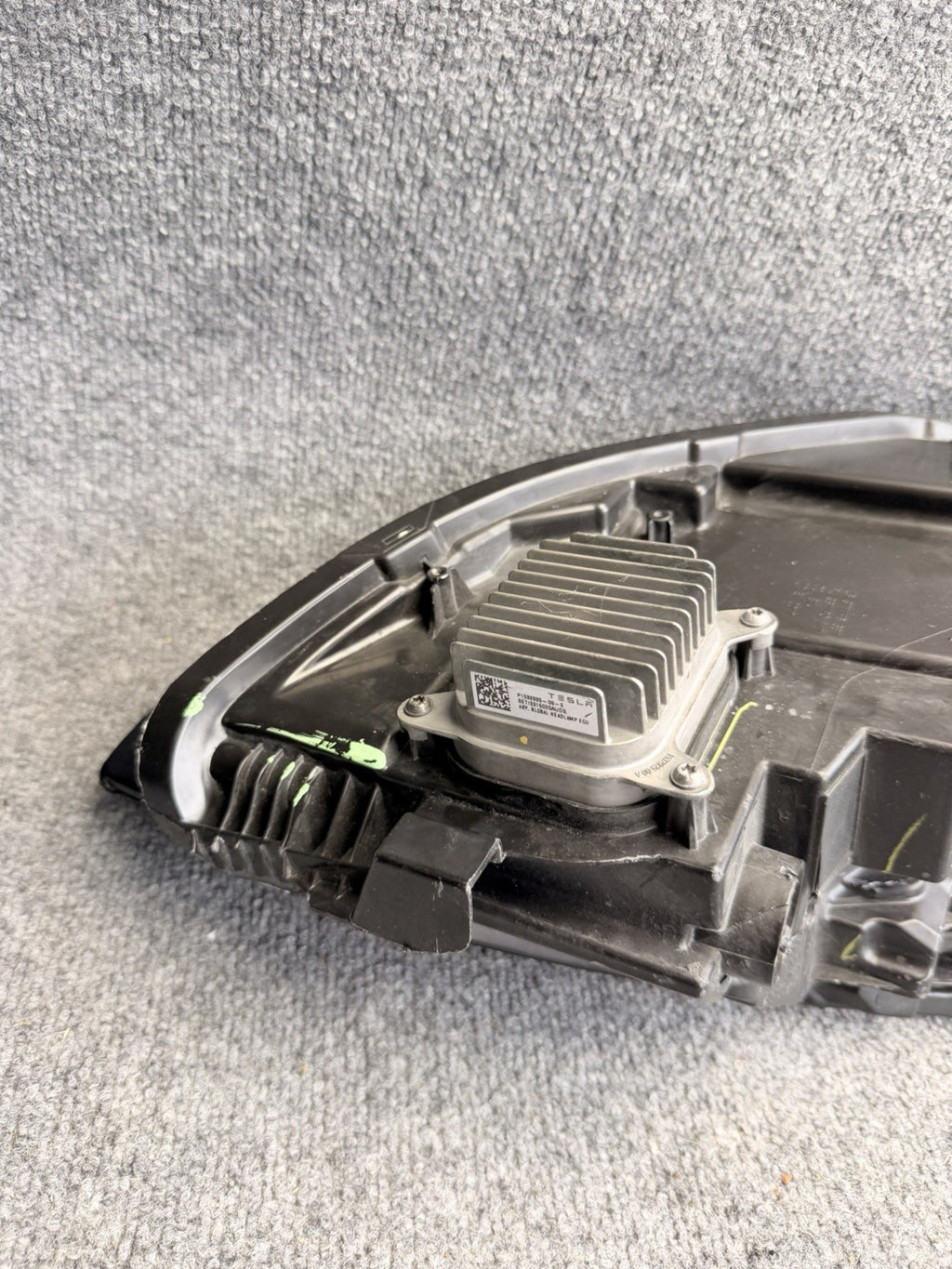 2020 - 2024 TESLA MODEL Y FRONT LEFT HEADLIGHT LED LIGHT LAMP OEM 151495200D