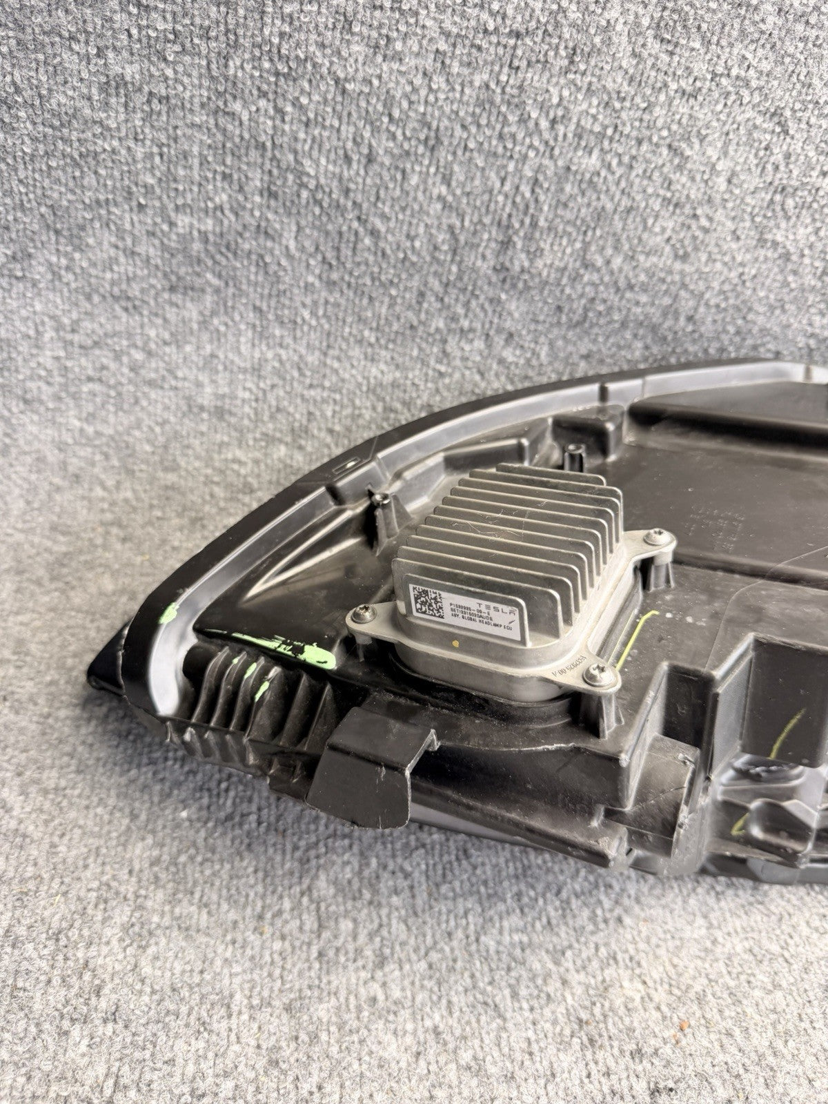 2020 - 2024 TESLA MODEL Y FRONT LEFT HEADLIGHT LED LIGHT LAMP OEM 151495200D
