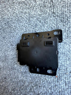 2017 - 2024 TESLA MODEL 3/Y CENTER CONSOLE USB HUB MODULE OEM, 1522264-00-B