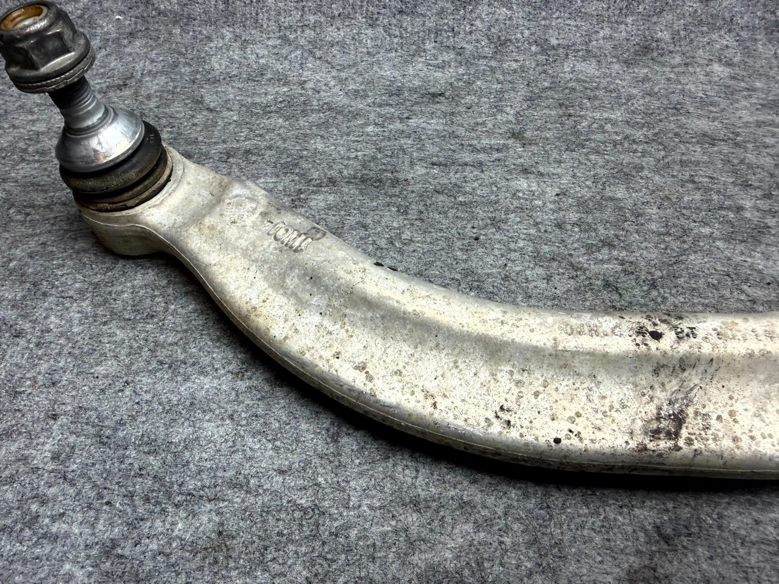 ♦️2017 - 2023 TESLA MODEL 3 FRONT LEFT SIDE LOWER CONTROL ARM OEM, 1044354 00 A