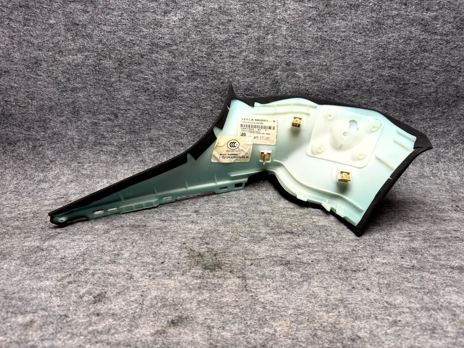 ♦️2012 - 2020 TESLA MODEL S REAR RIGHT SIDE C-PILLAR TRIM COVER OEM 1007458-02-C