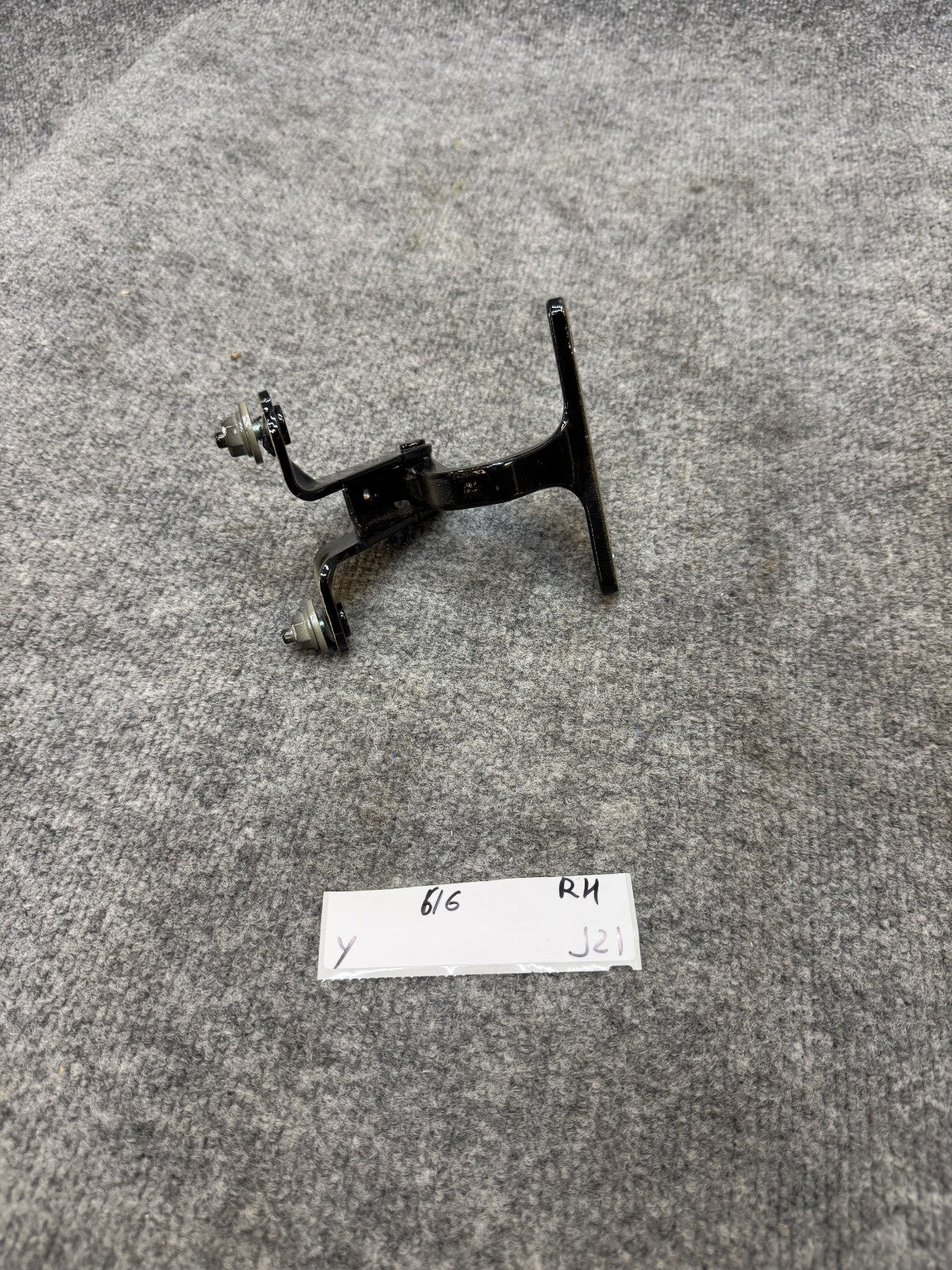 2020 - 2024 TESLA MODEL Y REAR RIGHT SIDE LIFT GATE HINGE OEM, 1500495-00-C