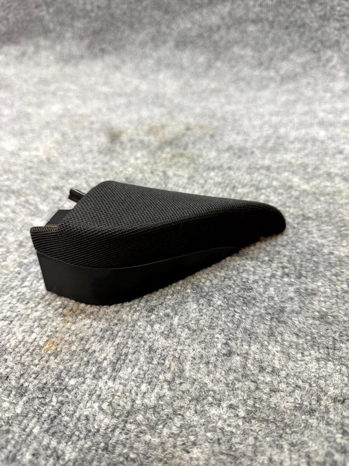 2020 - 2024 TESLA MODEL Y FRONT LEFT DOOR CORNER TWEETER SPEAKER OEM, 1079741-00