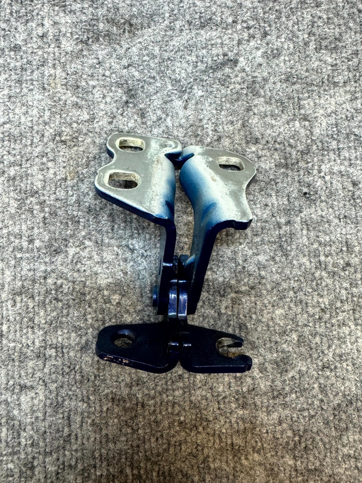 2017 - 2023 TESLA MODEL 3 FRONT LEFT / RIGHT SIDE UPPER DOOR HINGE OEM