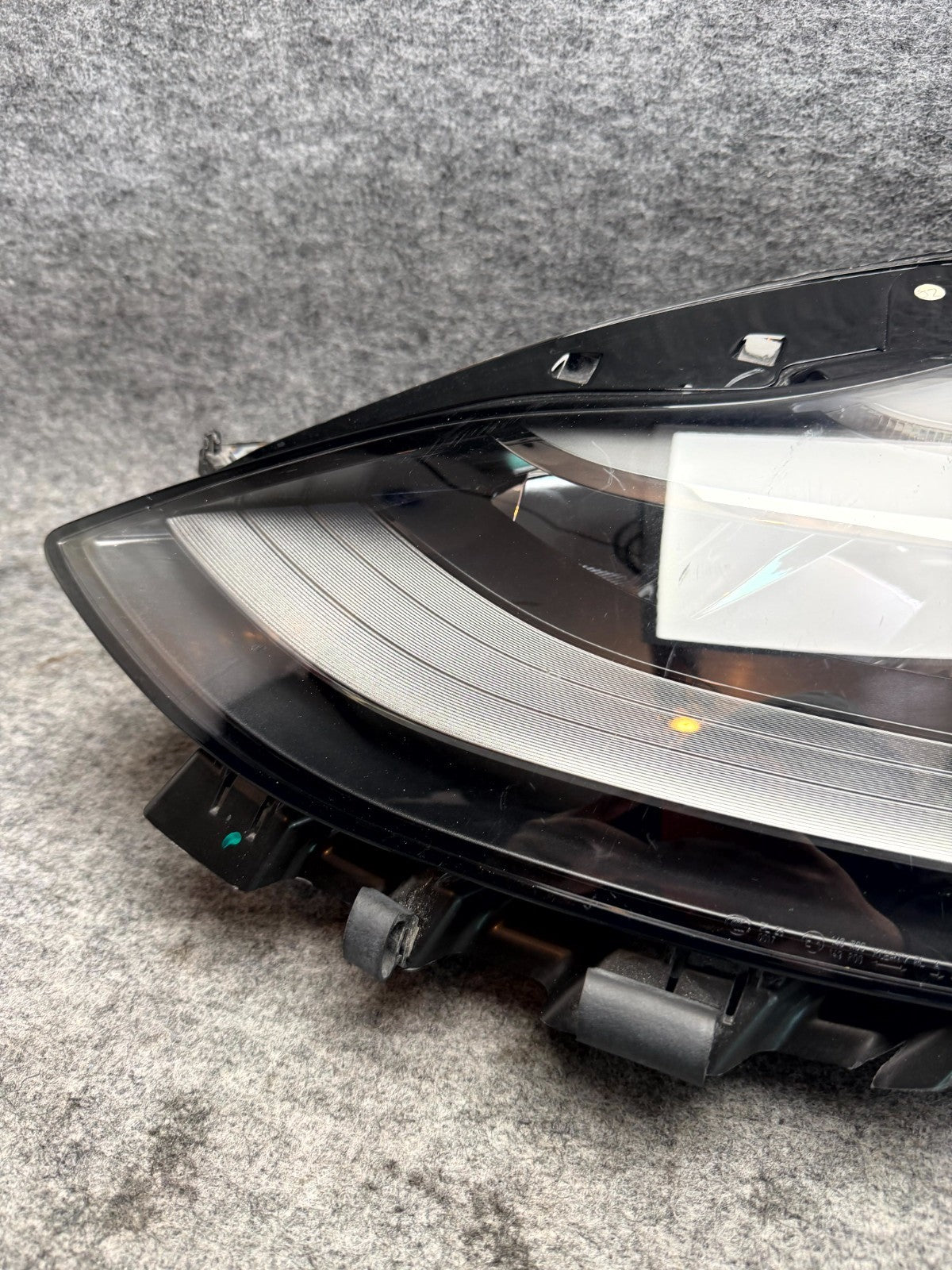 ♦️2021–2023 TESLA MODEL 3 FRONT LEFT SIDE HEADLIGHT ASSEMBLY OEM, 1514952-00-C