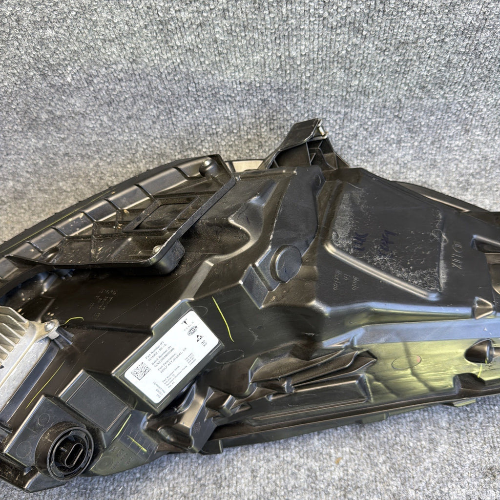21-23 Tesla Model 3 Y Left Side Headlight Matrix OEM 1514952-00-D
