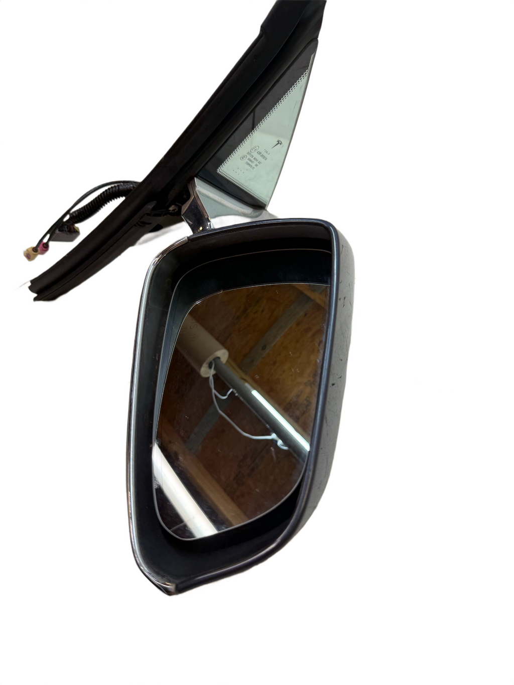 2012 - 2021 Tesla Model S Front Right Passenger Side View Mirror 1041318-00-A