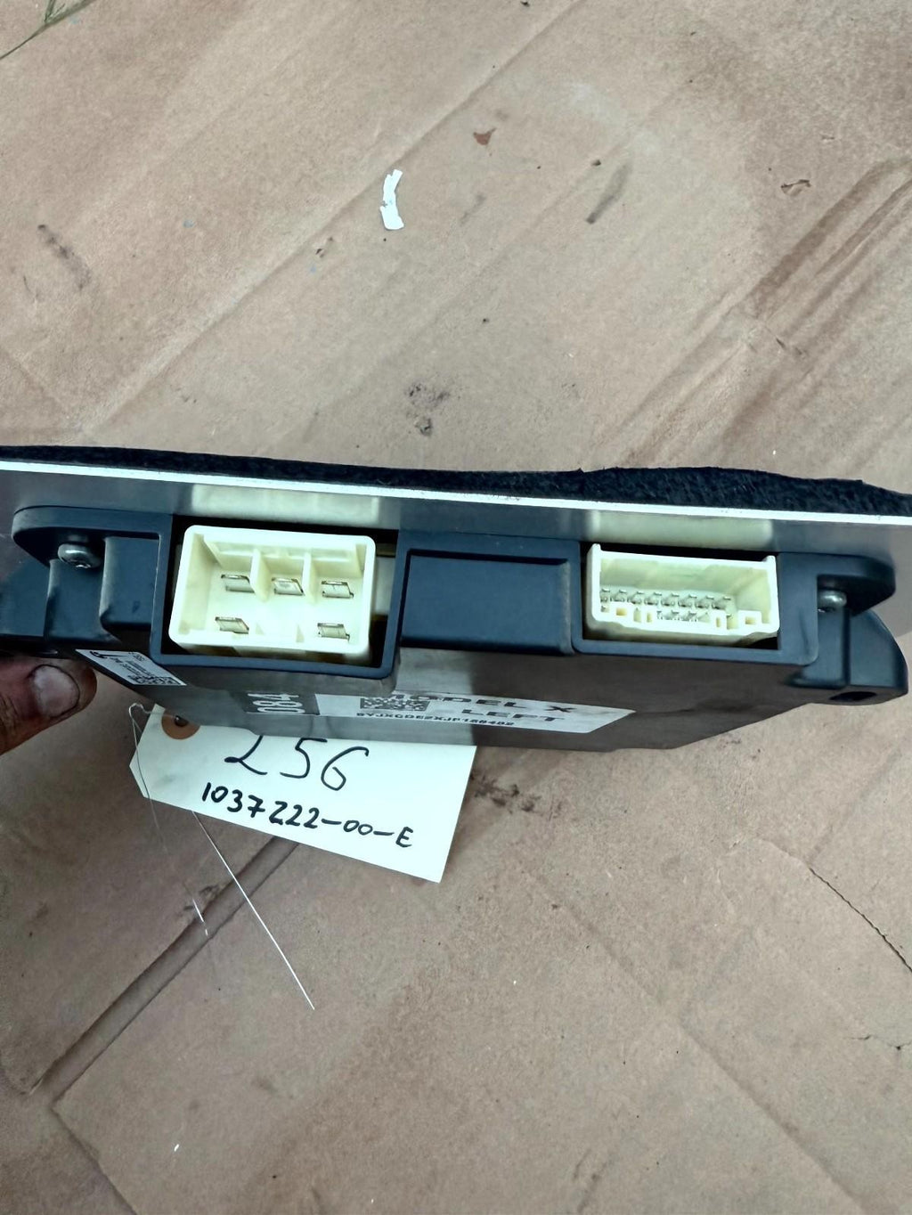♦️16-20 Tesla Model X Front Left Side Door Control Module Unit OEM, 103722200E