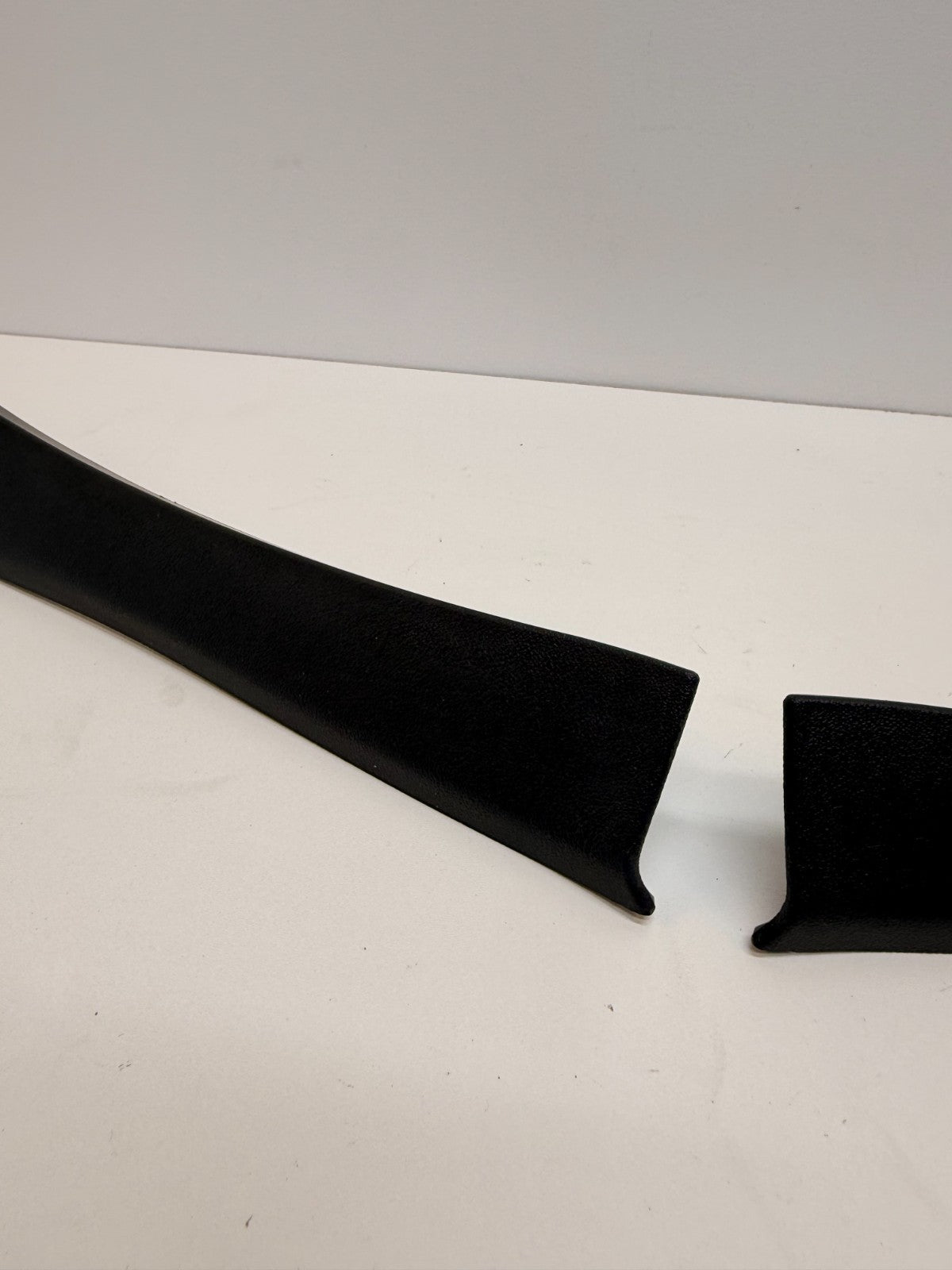 2012-2016 Tesla Model S Pair Of Left & Right Middle A Pillar Trim Panel