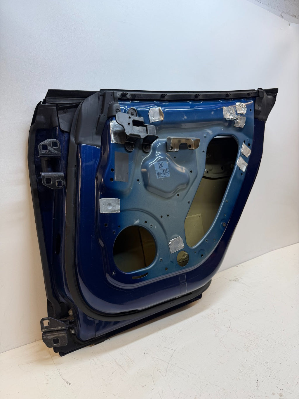 2016-2020 TESLA MODEL S REAR PASSENGER SIDE DOOR SHELL PANEL 6006666-00-H