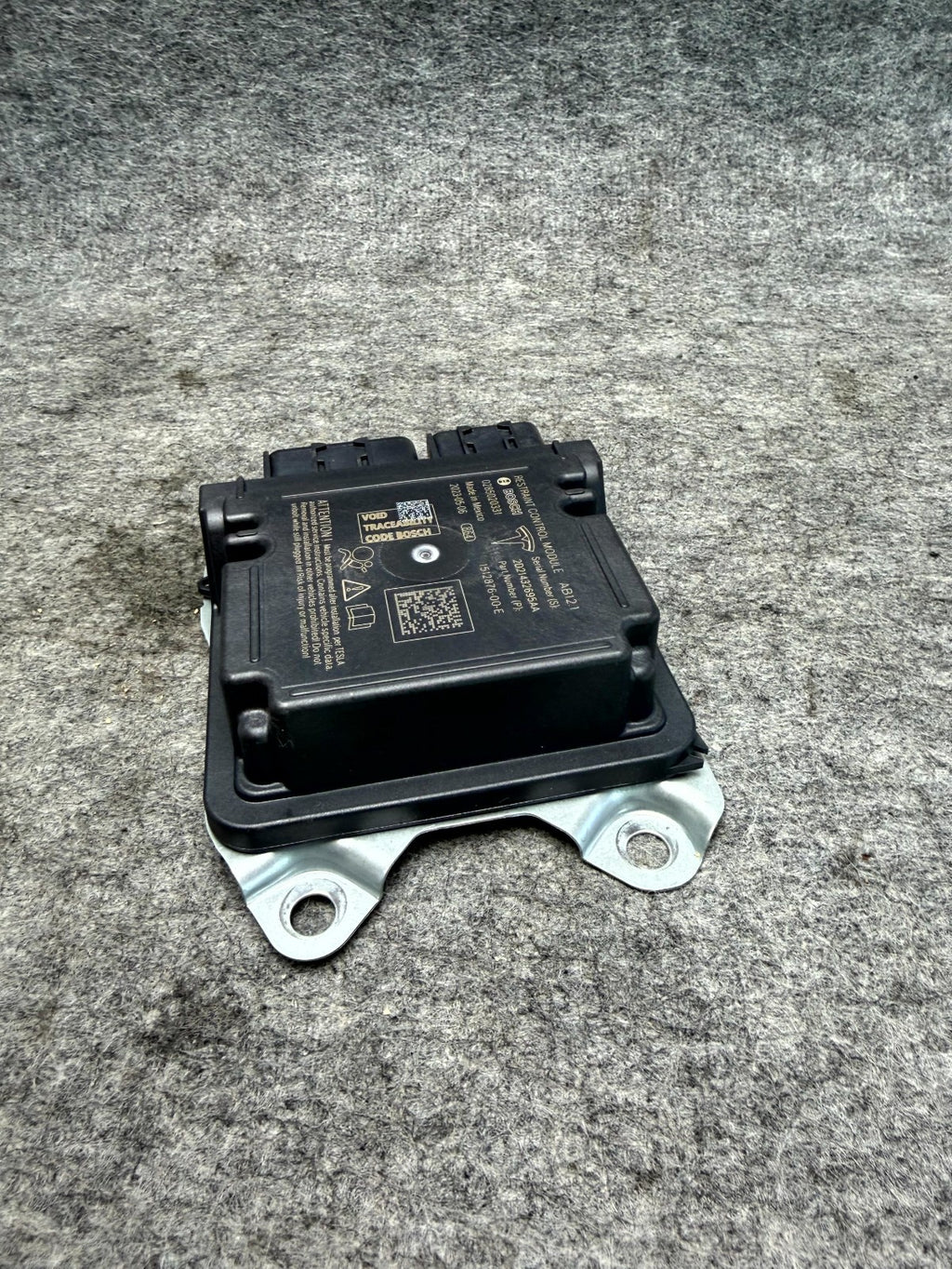 ♦️17-23 TESLA MODEL 3 RESTRAINT DIAGNOSTIC COMPUTER MODULE OEM, 1512876-00-E