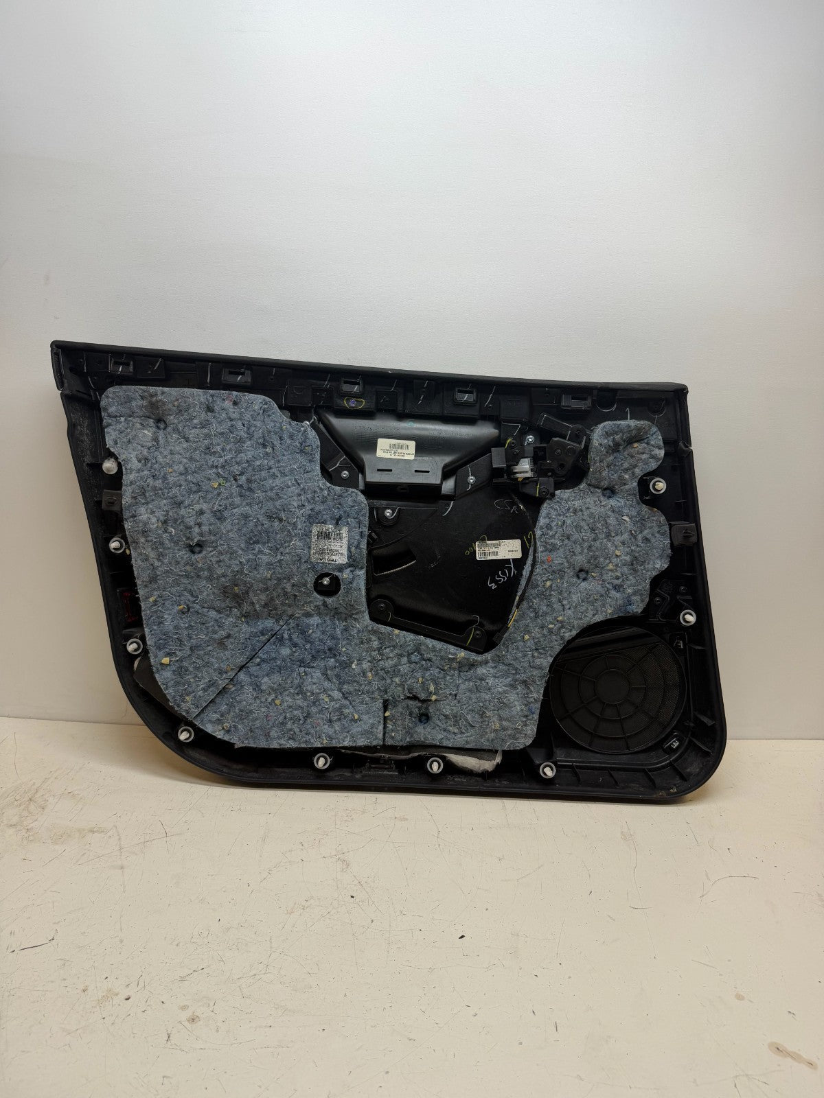 2012-2020 Tesla Model S Front RH Passenger Door Panel Trim 1007912-00-D
